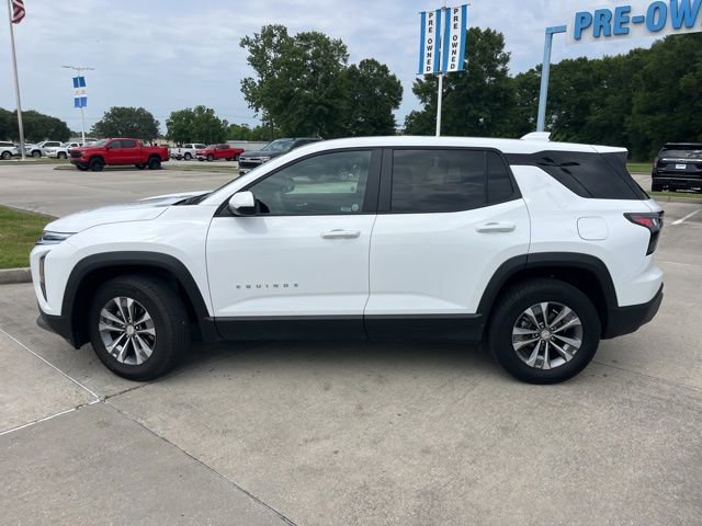 Used 2025 Chevrolet Equinox LT AWD/4WD image 3