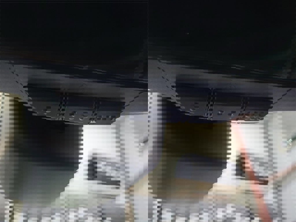 New 2025 Land Rover Discovery Sport Dynamic SE image 34