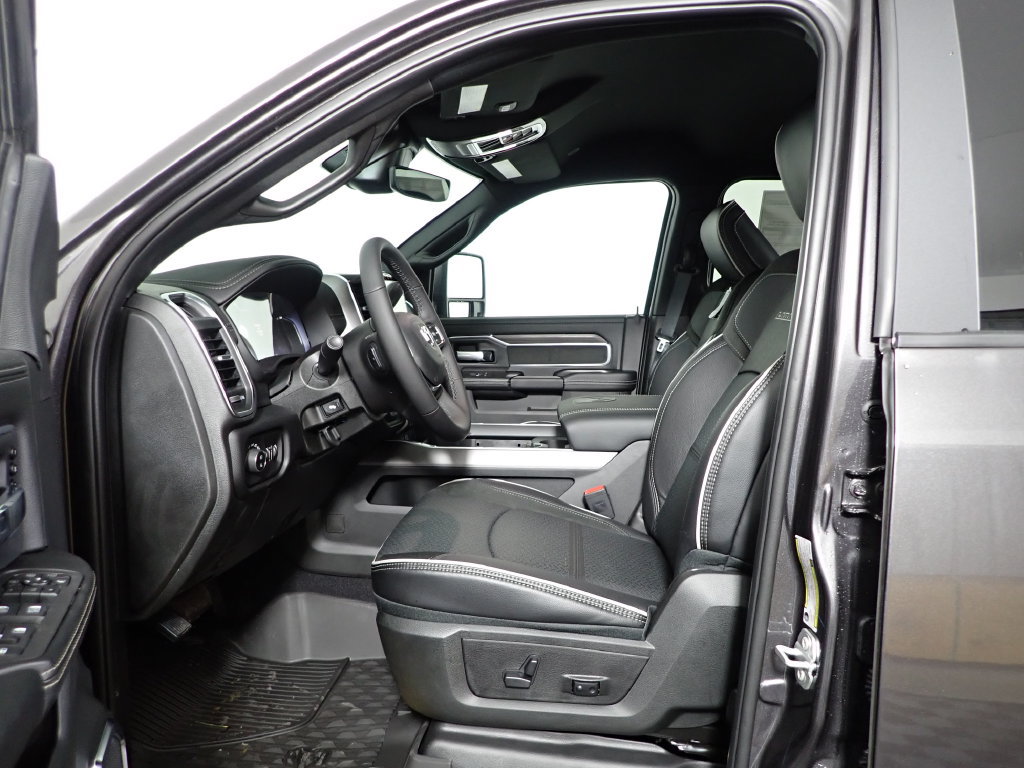 New 2026 RAM 2500 Laramie w/ Night Edition AWD/4WD image 22