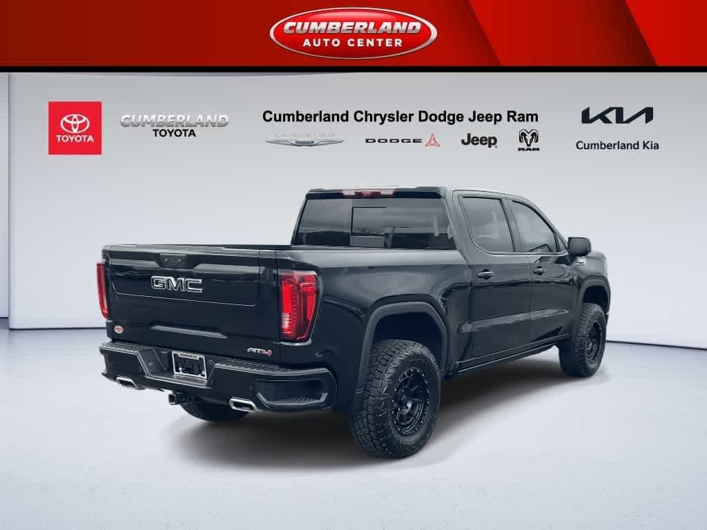 Used 2025 GMC Sierra 1500 AT4 w/ AT4 Premium Package image 8