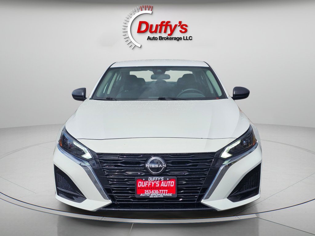 Used 2024 Nissan Altima 2.5 S FWD image 11