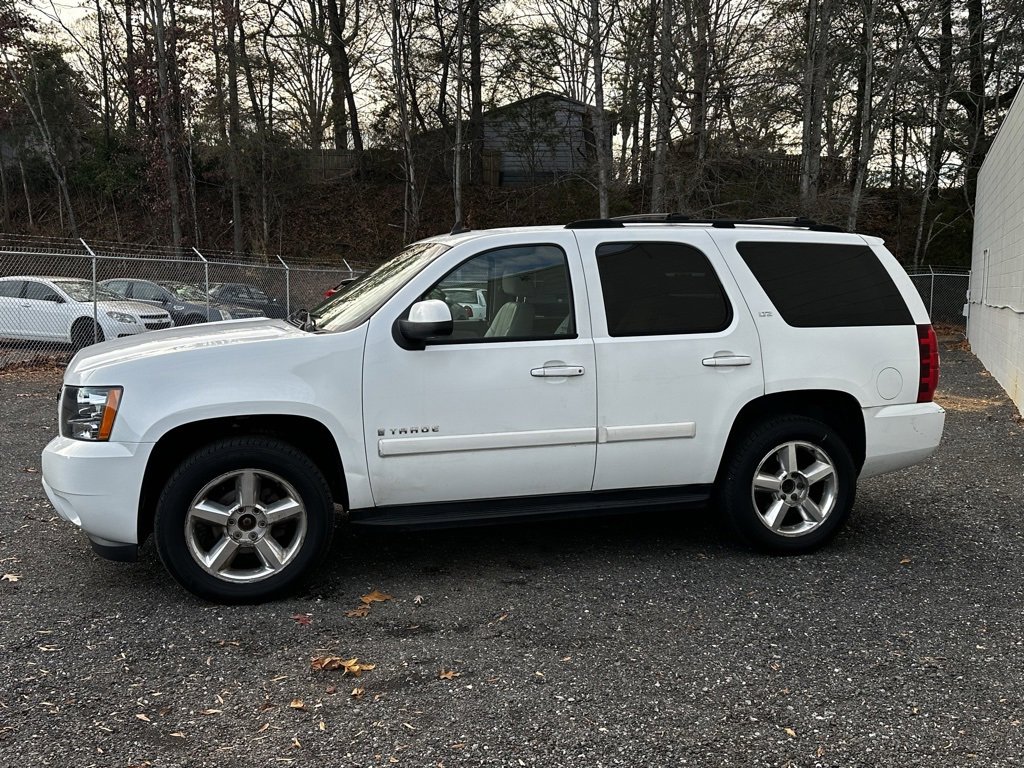 Used 2007 Chevrolet Tahoe LTZ w/ LTZ Preferred Equipment Group image 4