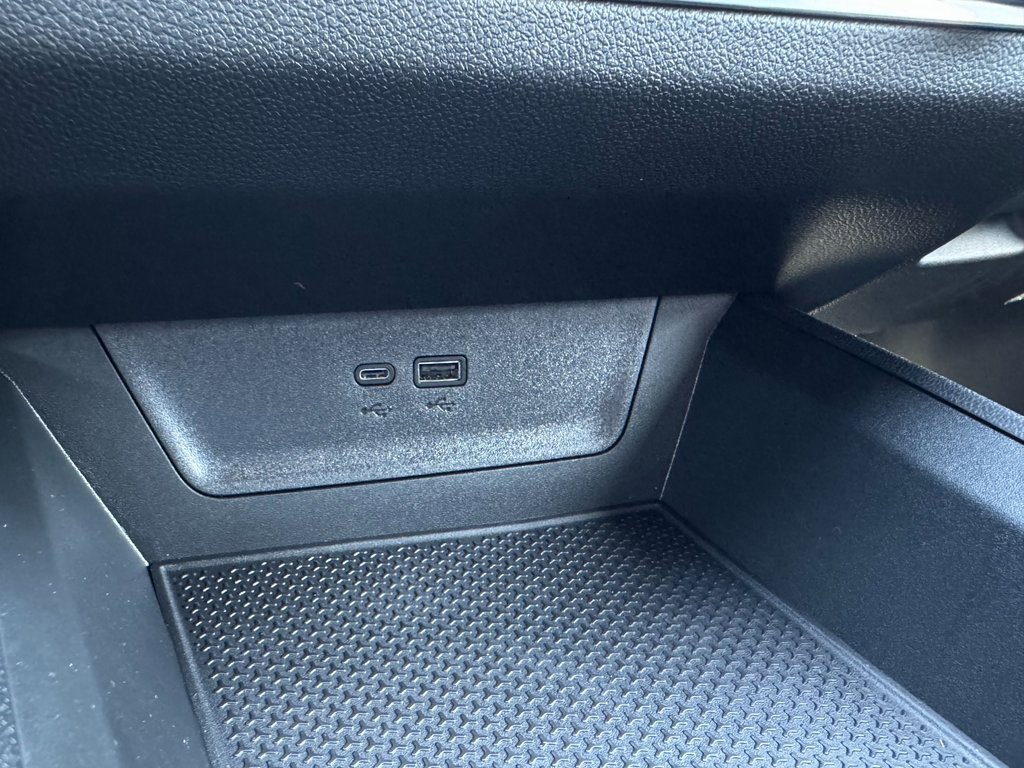 New 2026 Chevrolet Equinox LT w/ Convenience Package II image 26