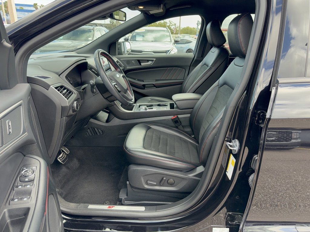 Certified 2024 Ford Edge ST-Line image 12