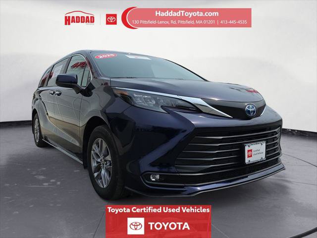 Certified 2025 Toyota Sienna XLE w/ XLE Plus Package AWD/4WD image 8