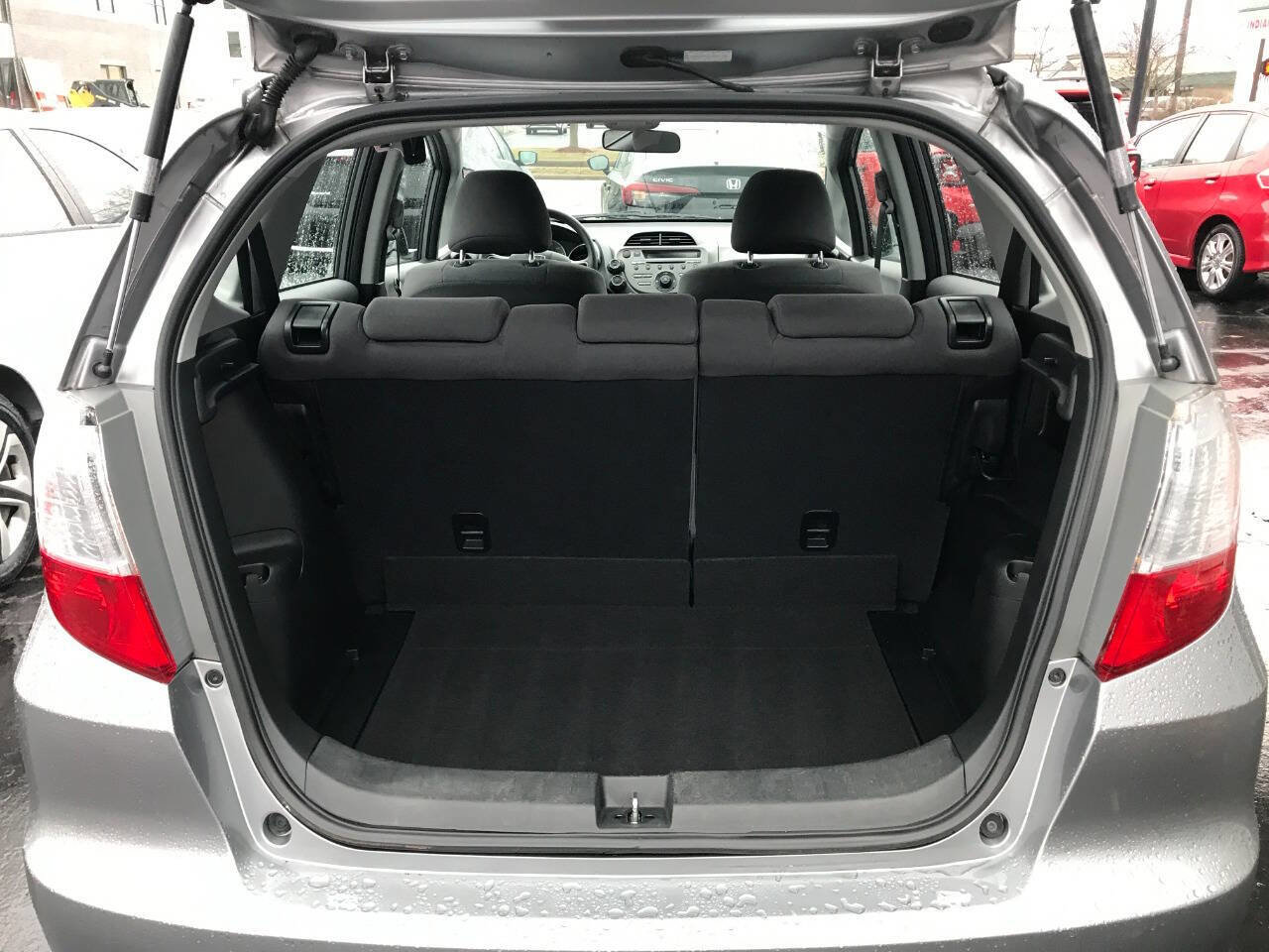 Used 2010 Honda Fit image 12
