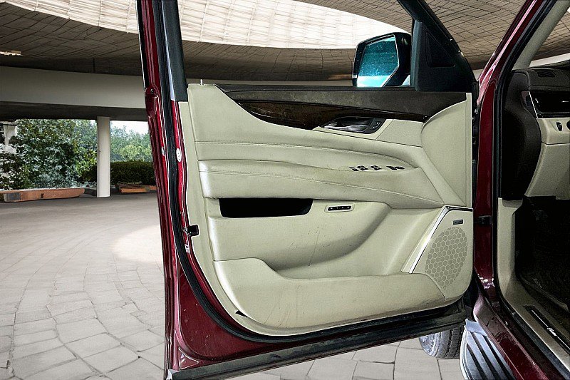 Used 2017 Cadillac Escalade Luxury RWD image 15