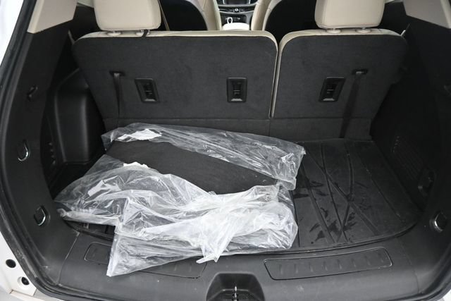 Used 2019 Buick Enclave Essence FWD image 27