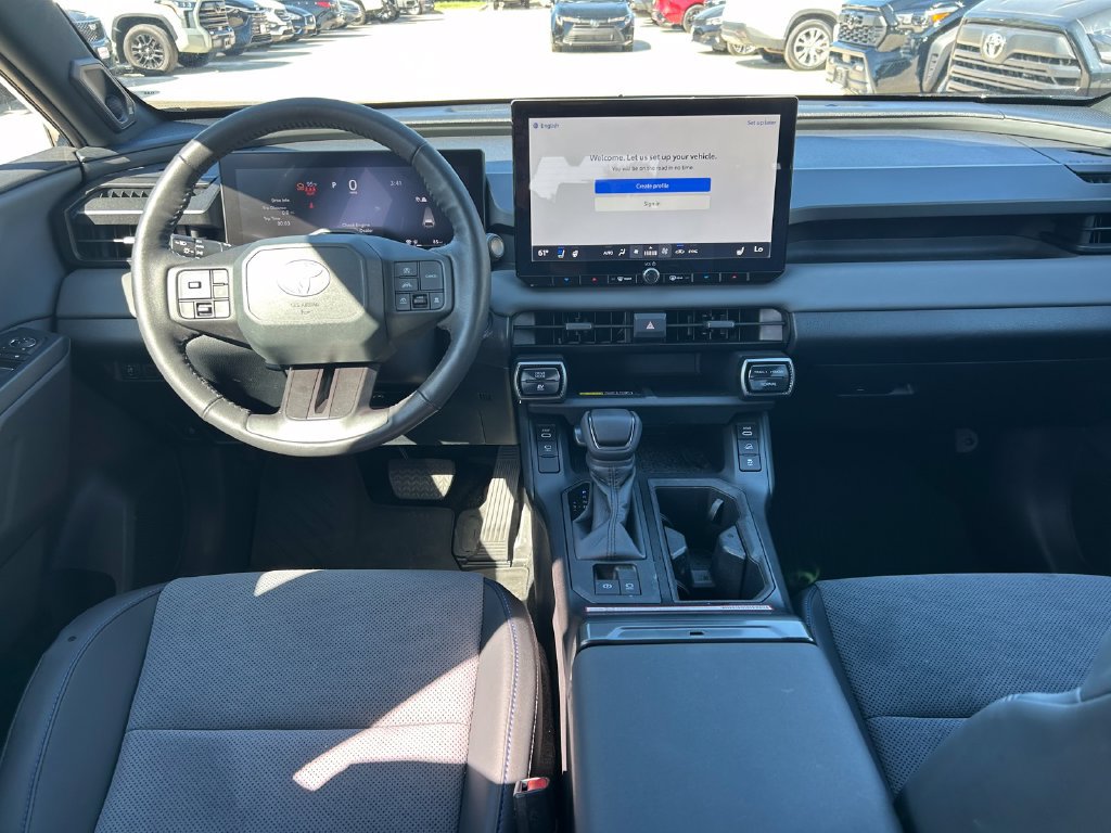 Used 2026 Toyota RAV4 XSE w/ Panoramic Sun Roof Package AWD/4WD image 17