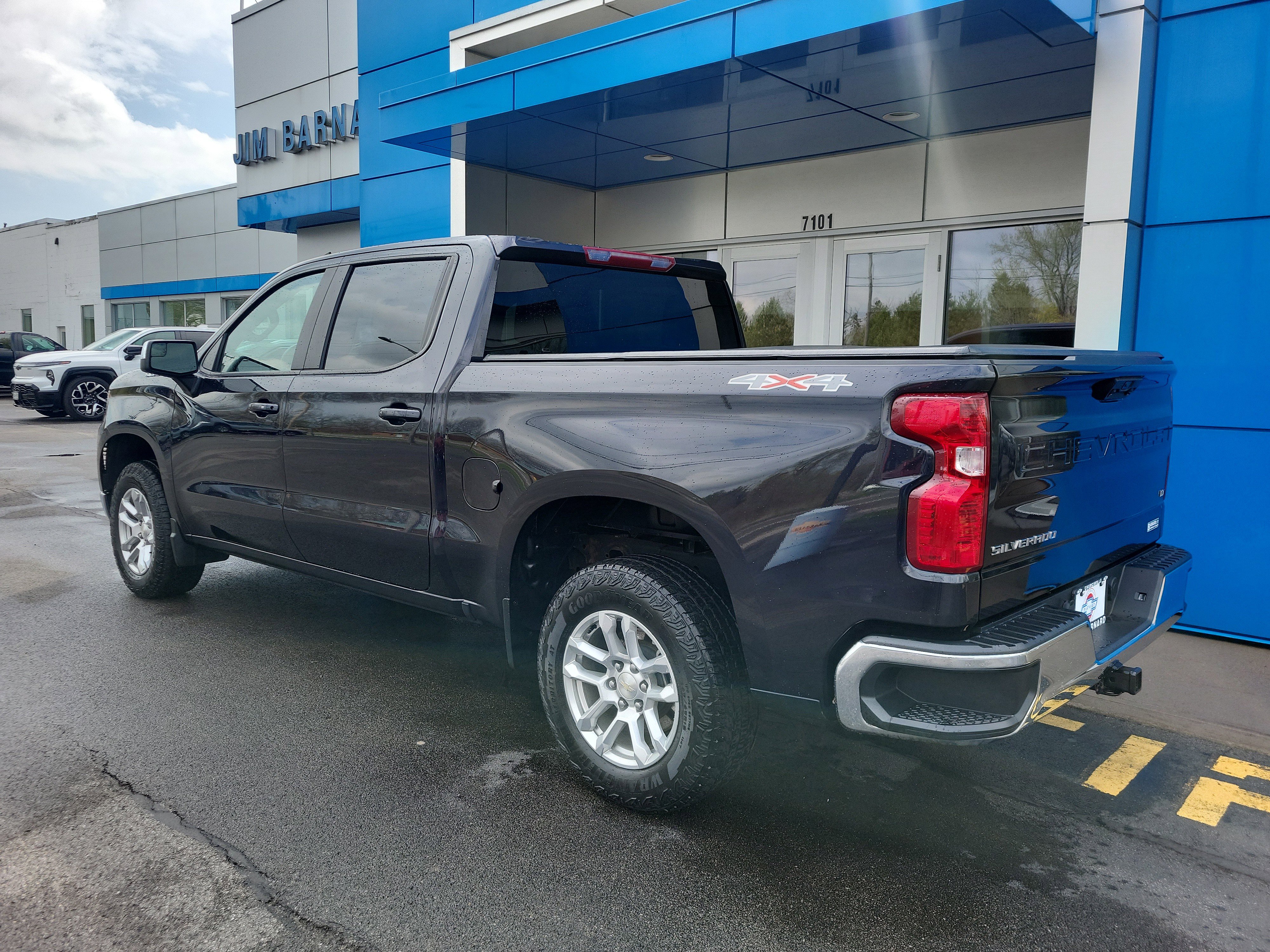 Certified 2022 Chevrolet Silverado 1500 LT image 8