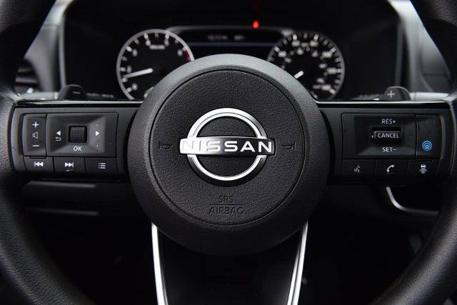 Certified 2023 Nissan Rogue SV image 18