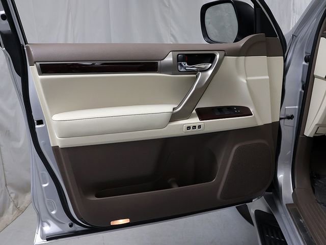 Used 2019 Lexus GX 460 Premium w/ Premium Package AWD/4WD image 26