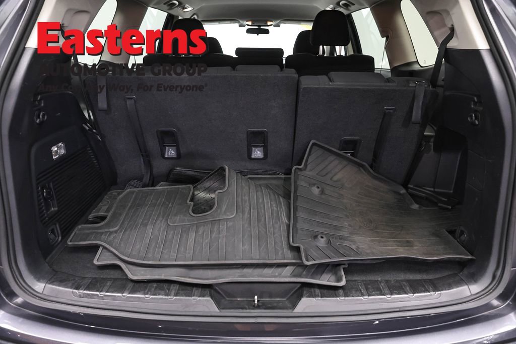Used 2022 Subaru Ascent Premium AWD/4WD image 9