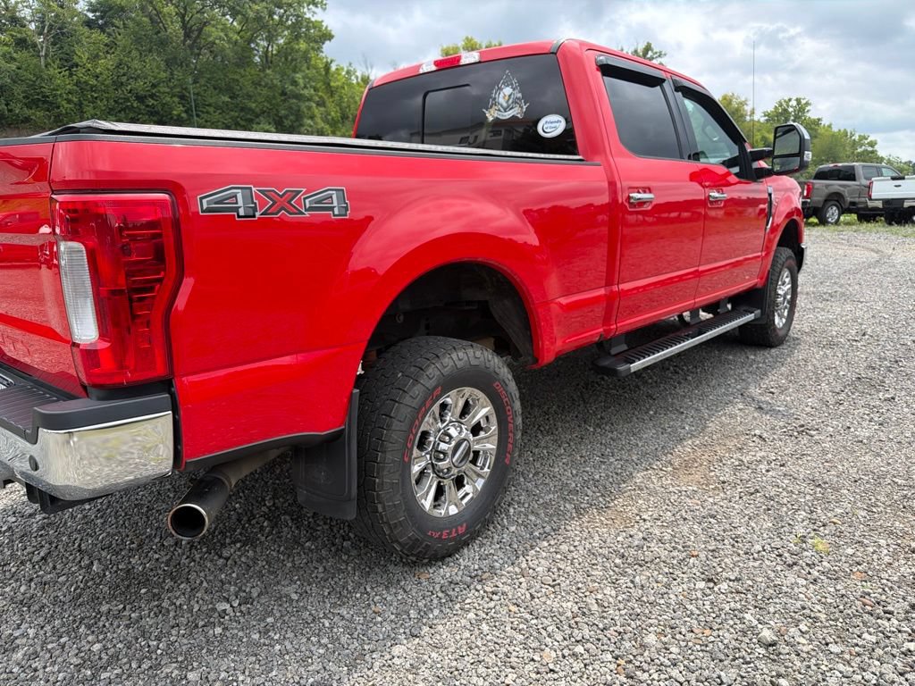 Used 2018 Ford F250 XLT w/ XLT Premium Package AWD/4WD image 4