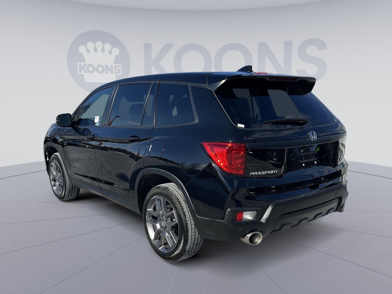 Used 2023 Honda Passport EX-L image 4