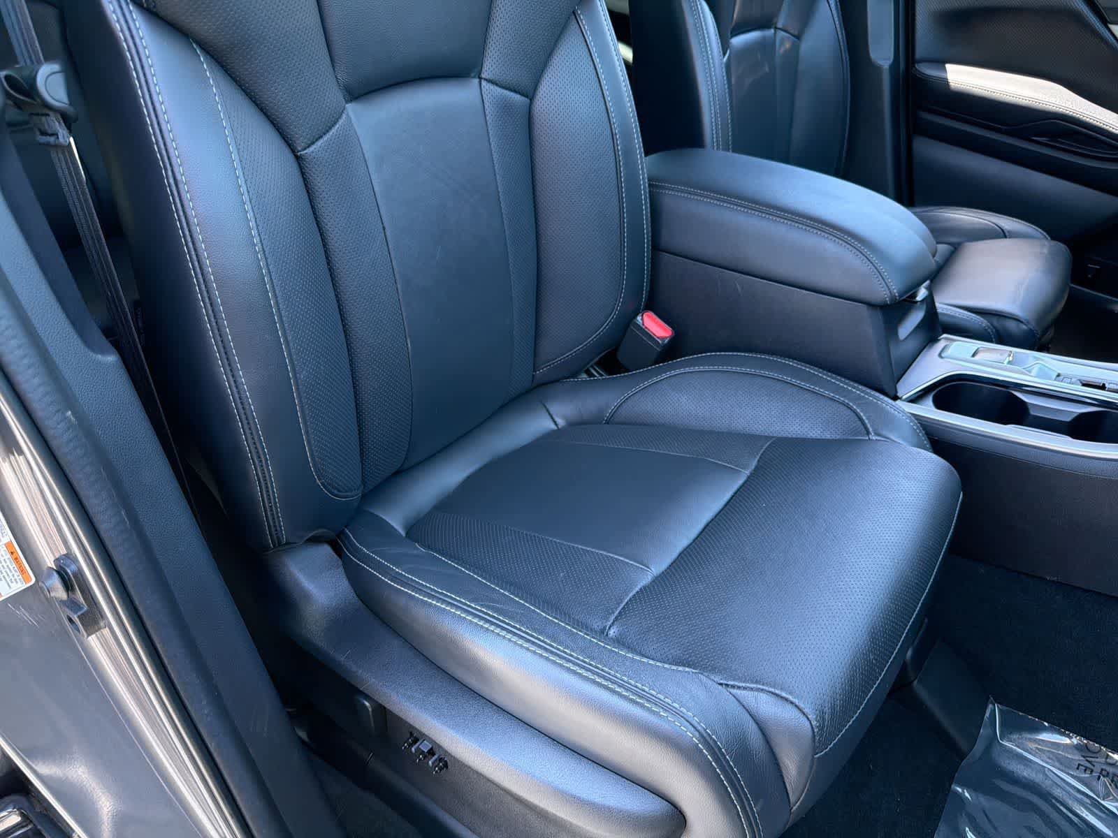 Used 2019 Subaru Ascent Limited AWD/4WD image 22