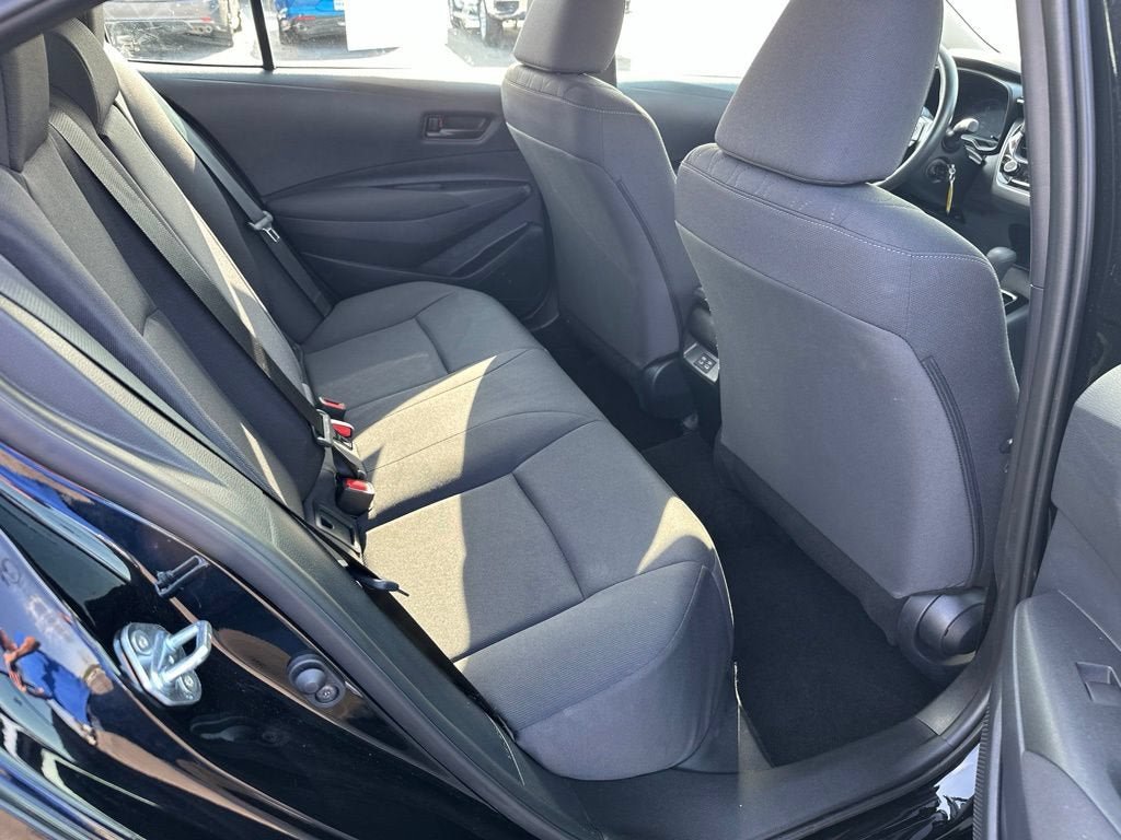 Used 2026 Toyota Corolla LE FWD image 10
