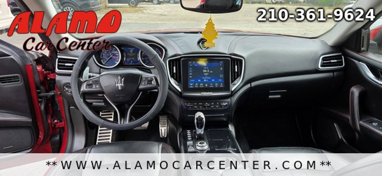 Used 2017 Maserati Ghibli S Q4 AWD/4WD image 31