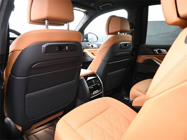 New 2026 BMW X7 xDrive40i image 25