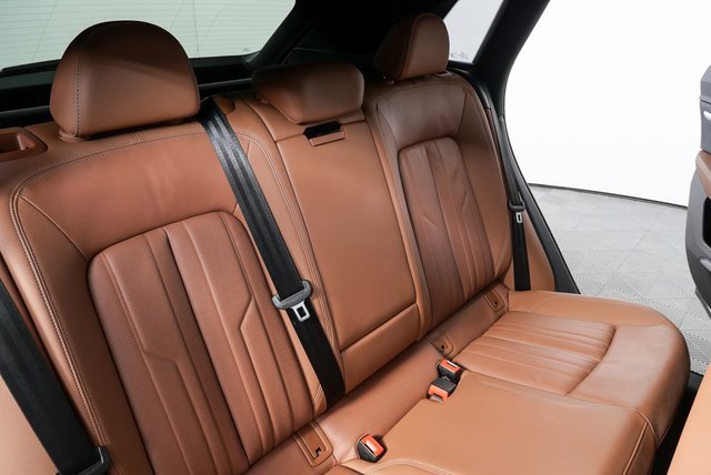 Used 2024 Audi Q8 e-tron Premium Plus image 21