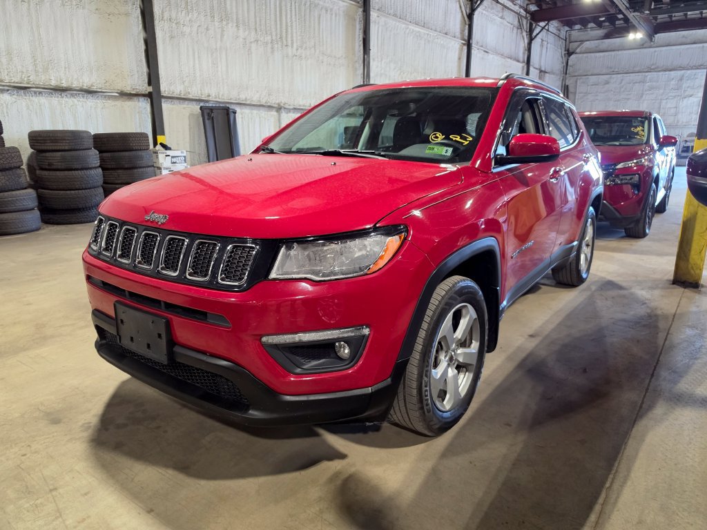 Used 2019 Jeep Compass Latitude AWD/4WD image 1
