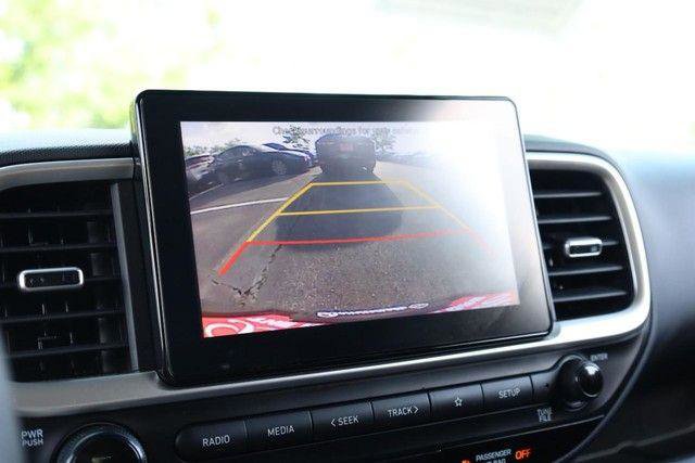 Used 2021 Hyundai Venue SE FWD image 12