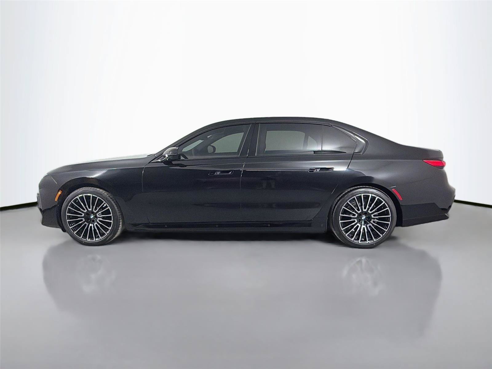 New 2026 BMW i7 xDrive60 w/ Executive Package AWD/4WD image 15