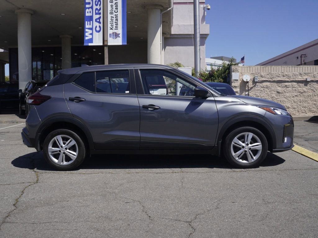 Certified 2024 Nissan Kicks S image 3
