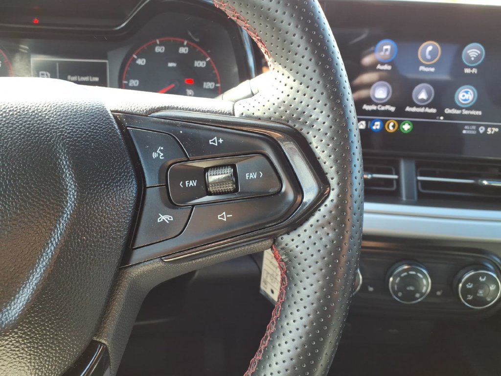 Used 2024 Chevrolet Trax RS FWD image 13