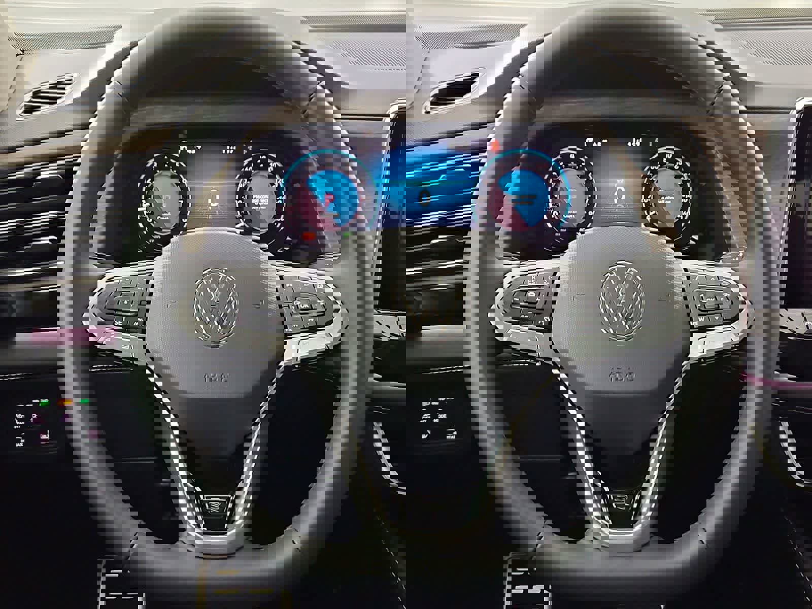 New 2026 Volkswagen Atlas SEL Premium R-Line image 24