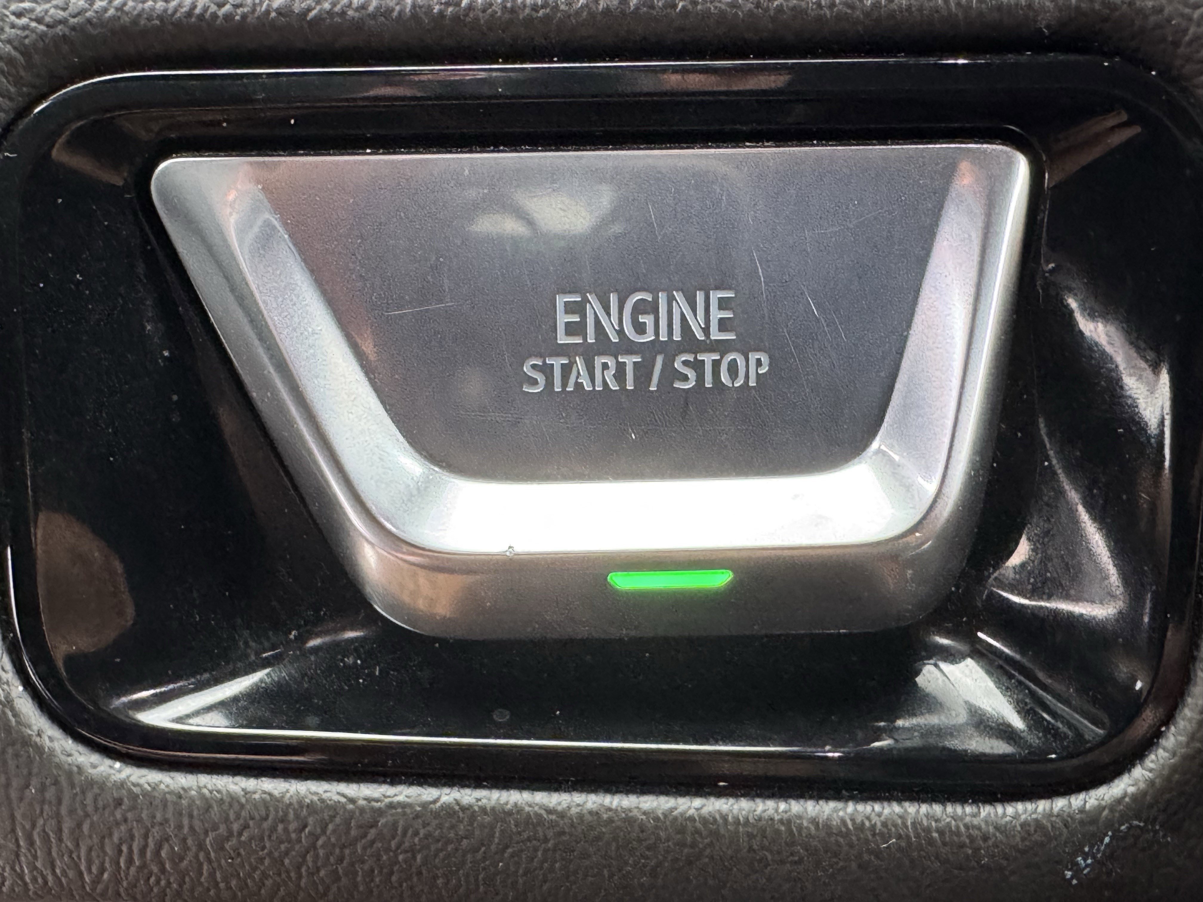 Used 2025 GMC Yukon Denali image 23