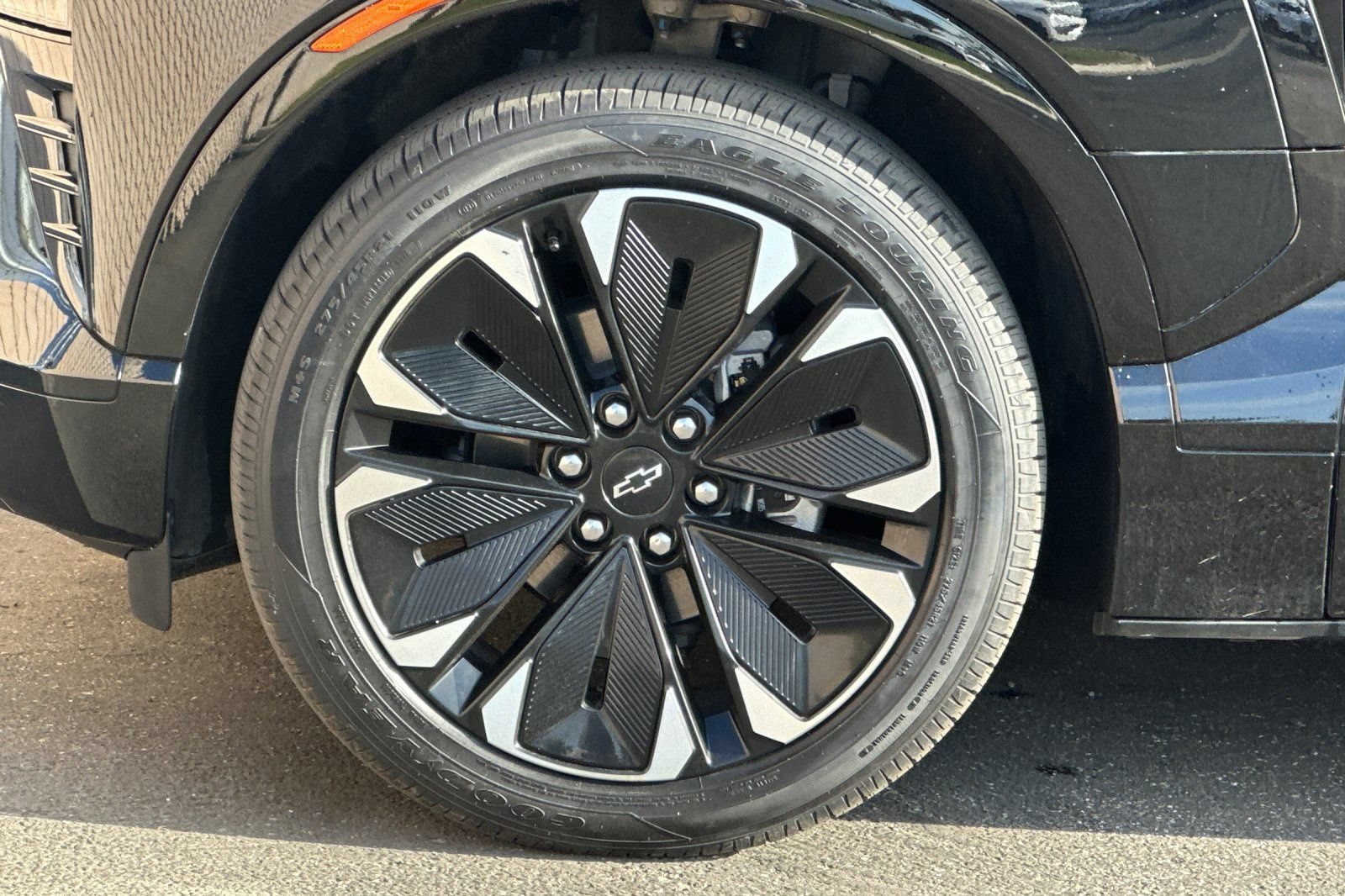 Certified 2025 Chevrolet Blazer EV RS RWD image 26