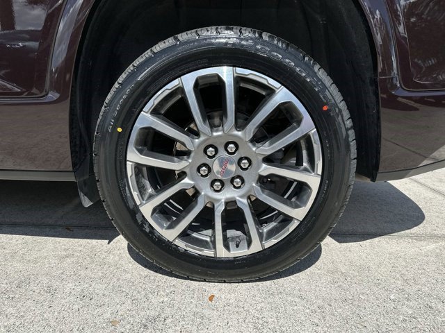 Certified 2021 GMC Acadia Denali w/ Denali Technology Package image 19