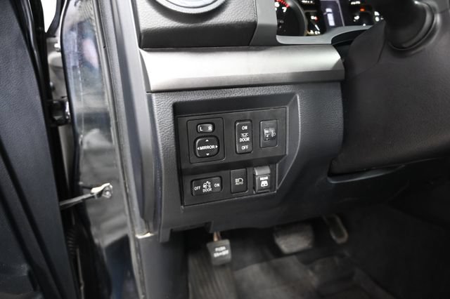 Used 2020 Toyota Tundra SR5 AWD/4WD image 26