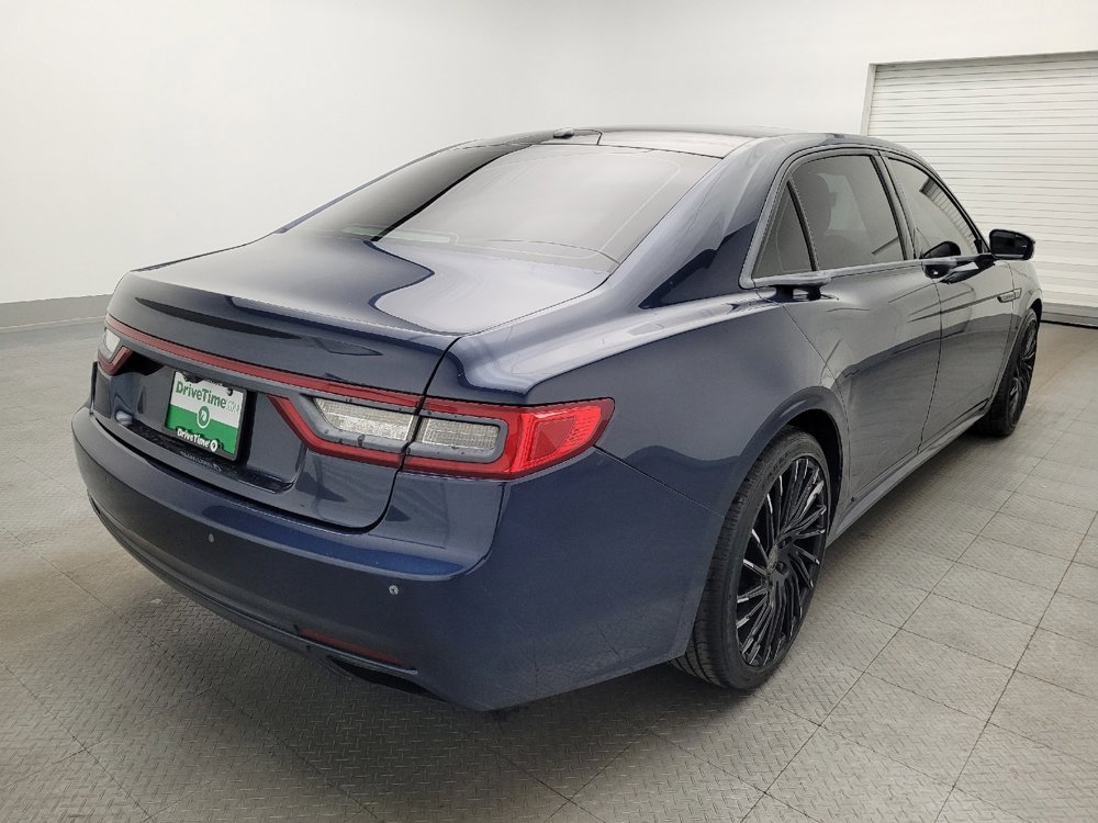 Used 2017 Lincoln Continental Select image 9