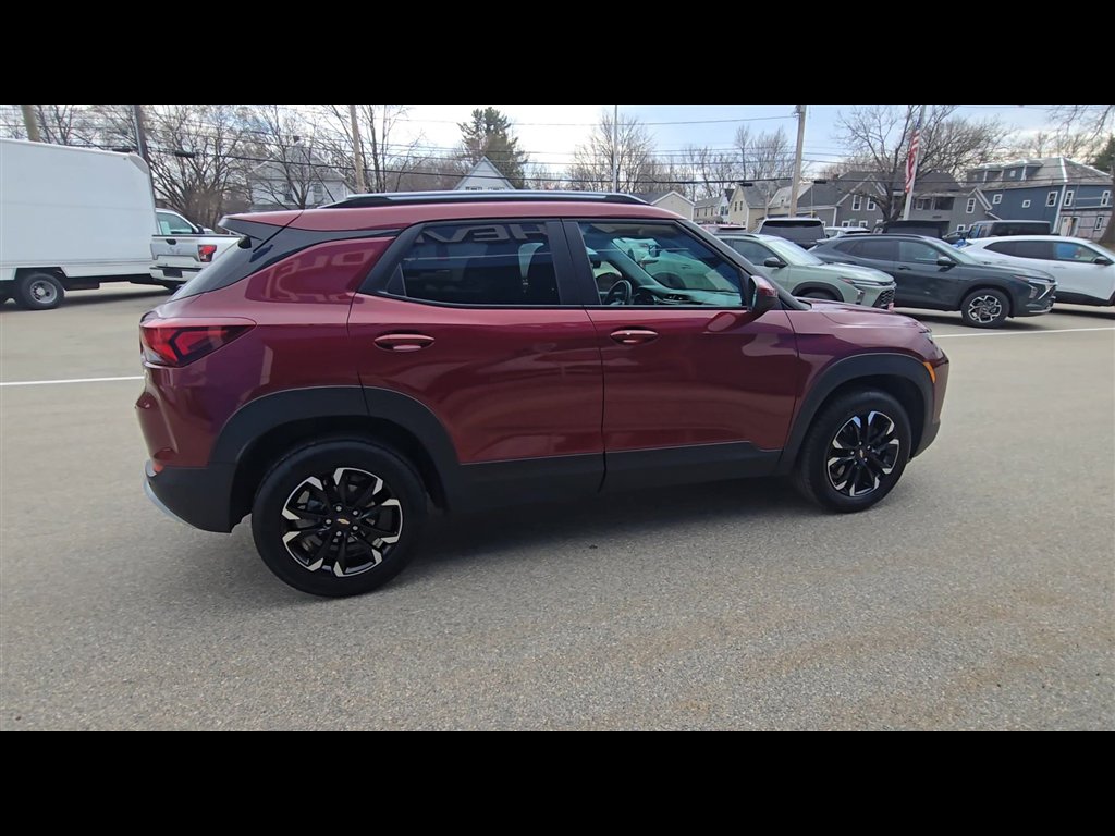 Used 2023 Chevrolet TrailBlazer LT w/ Convenience Package image 9