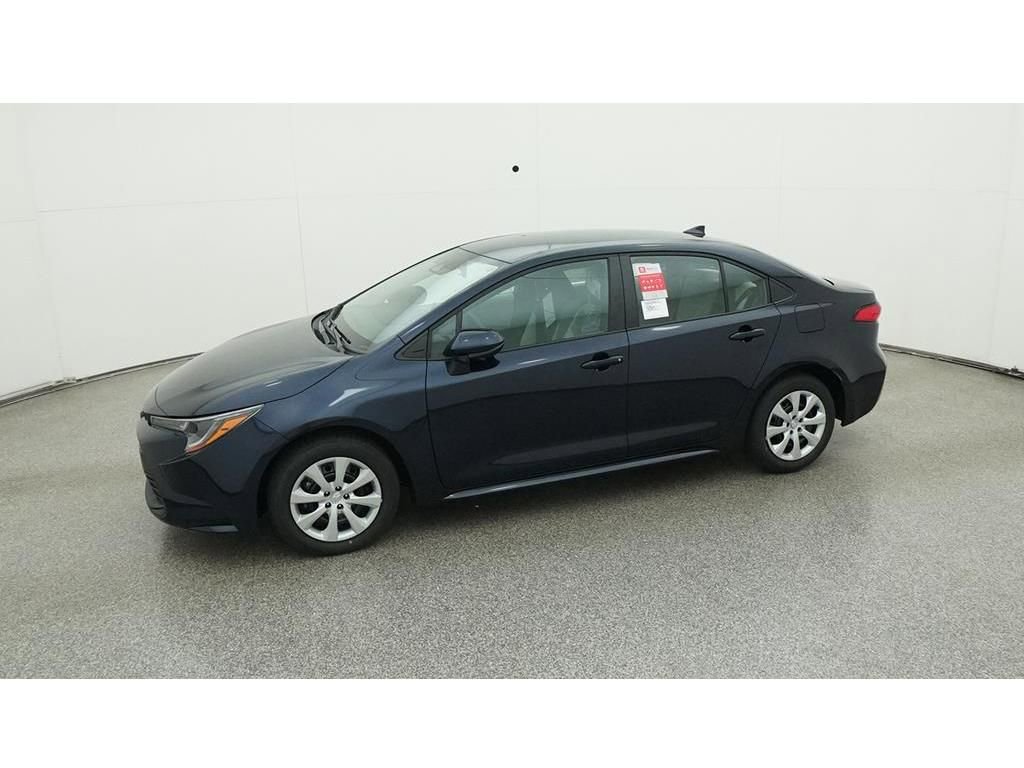 Used 2024 Toyota Corolla LE video 2