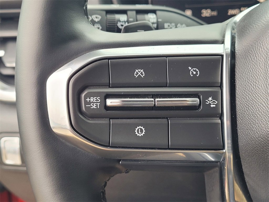 Used 2025 GMC Terrain Elevation image 14