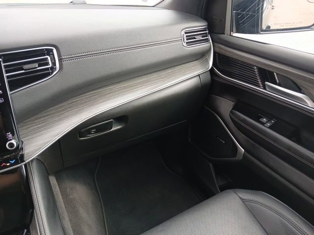 Used 2024 Jeep Wagoneer Series III image 38