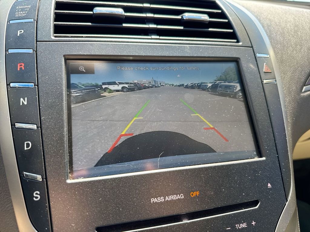 Used 2014 Lincoln MKZ w/ Equipment Group 102A Reserve FWD image 16