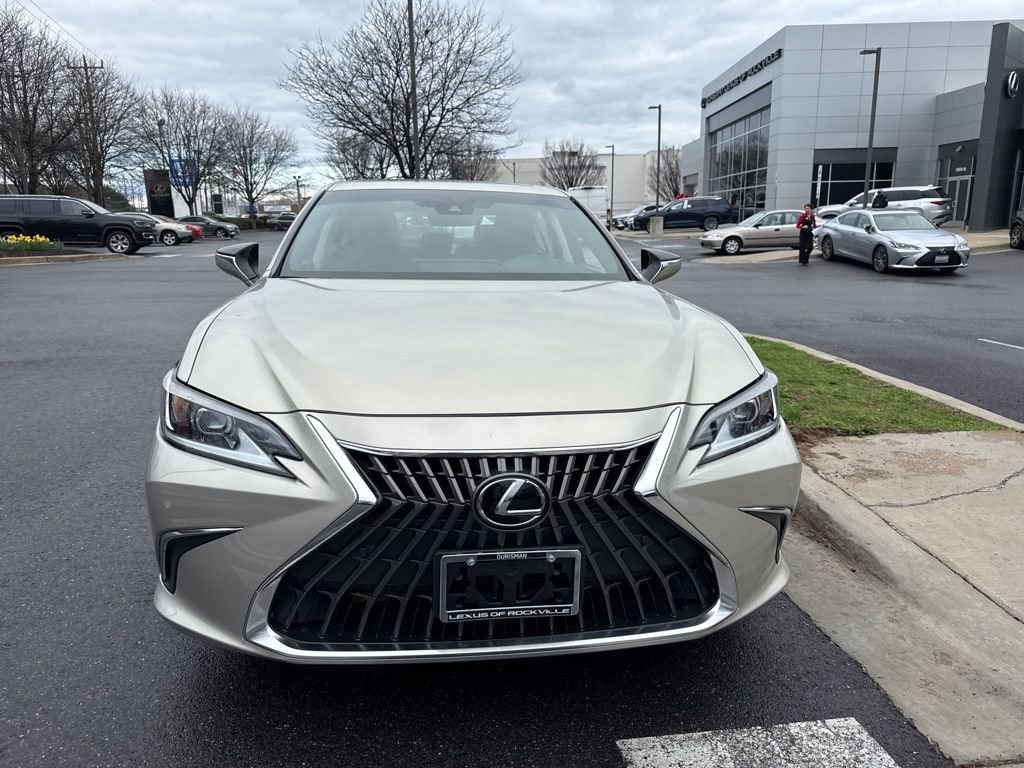 Certified 2023 Lexus ES 350 w/ Premium Package image 2