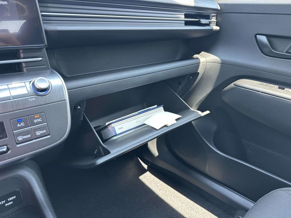 New 2026 Hyundai Kona SEL Sport AWD/4WD image 17