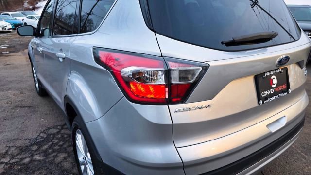Used 2017 Ford Escape SE w/ Equipment Group 201A image 46