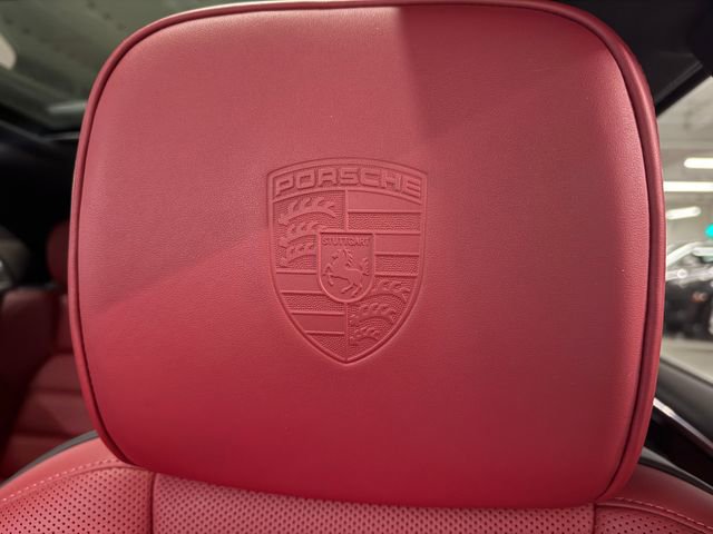 Certified 2026 Porsche Macan Turbo AWD/4WD image 27