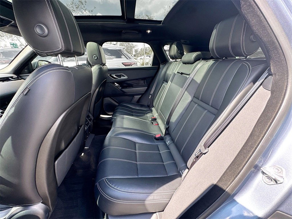 Used 2020 Land Rover Range Rover Velar R-Dynamic S image 26