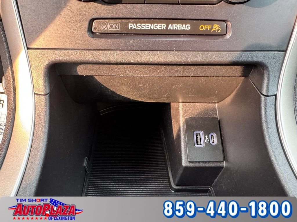 Used 2023 Ford Edge SE AWD/4WD image 28
