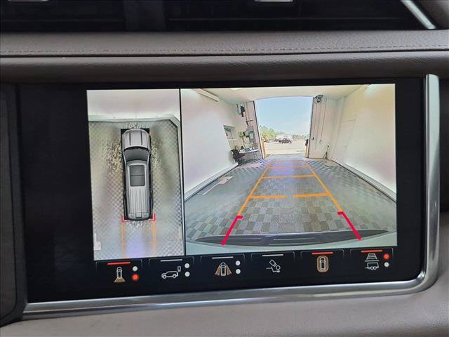 Used 2024 GMC Yukon XL Denali w/ Advanced Technology Package AWD/4WD image 14