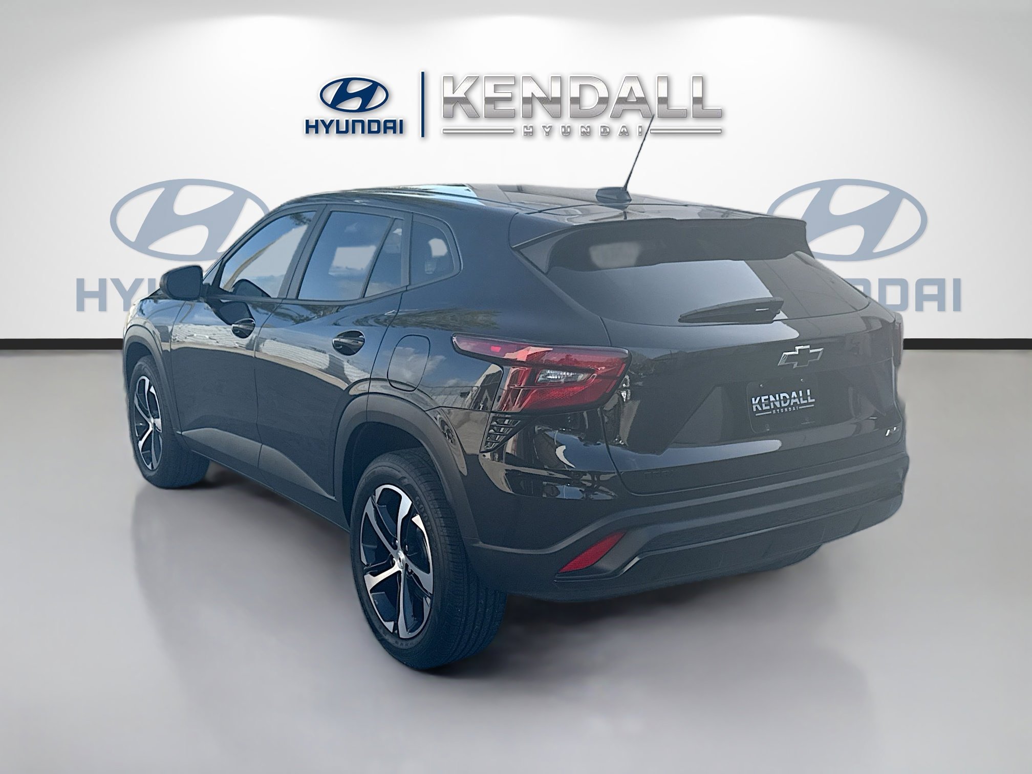 Used 2024 Chevrolet Trax RS image 4