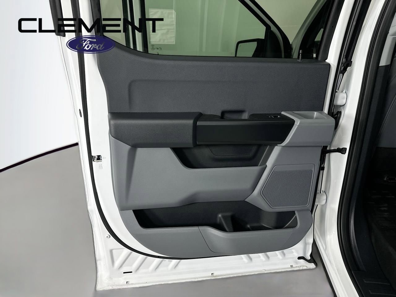 New 2025 Ford F150 XL w/ Equipment Group 103A High image 25