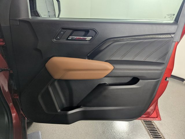 Used 2023 GMC Canyon AT4 w/ LPO, Skid Plate Package image 28